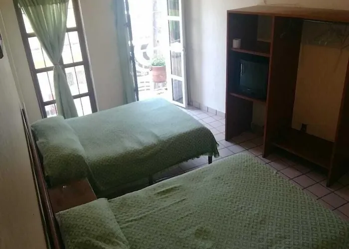 Hotel Monarca