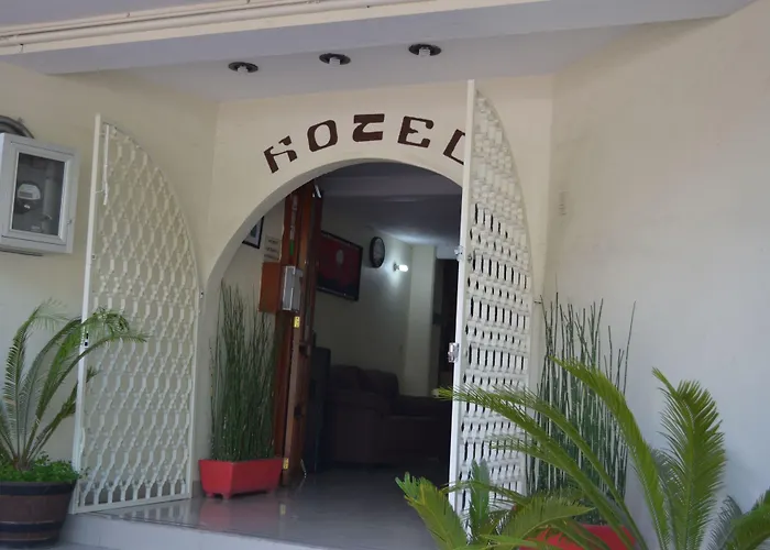 Hotel Real Del Lago