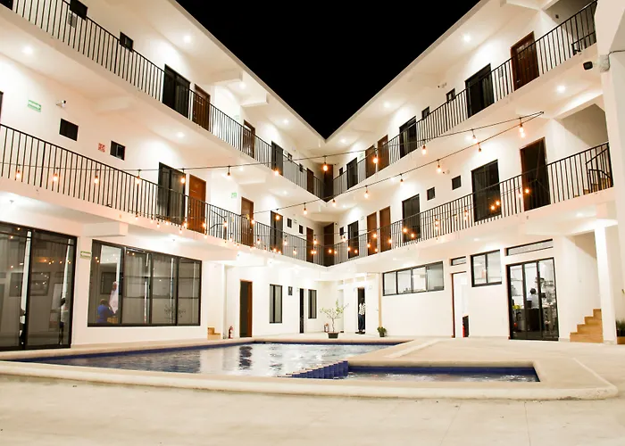 Acacia Hotel