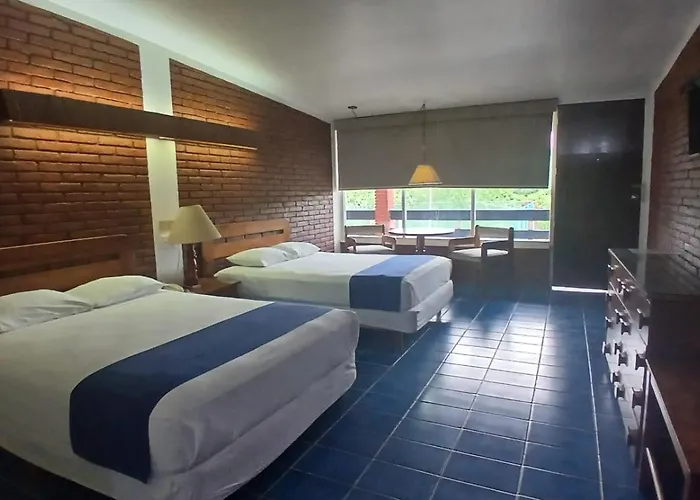 Hotel Plaza Palmas