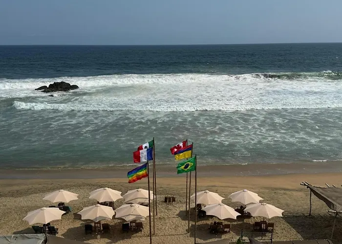 EXTASIS ZIPOLITE Nudista En Zona De Fiesta