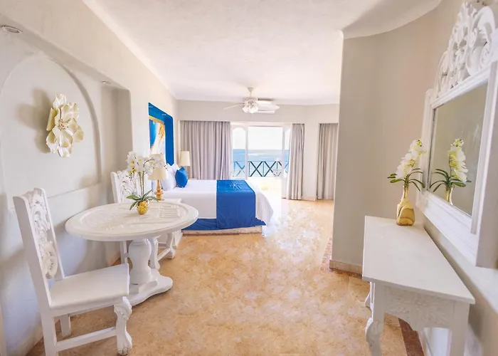 Blue Chairs Beachfront Resort Puerto Vallarta - Adults Only