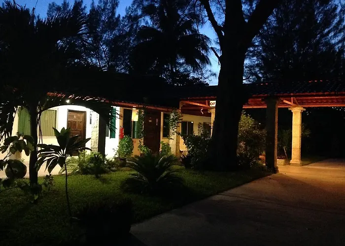 Freedom Shores "La Gringa" - Universally Designed