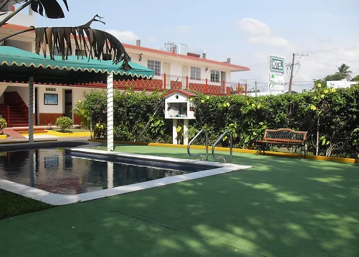 Los Cedros