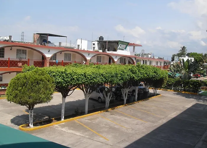 Los Cedros
