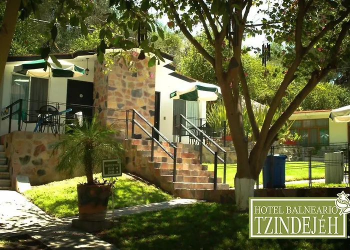 Hotel Balneario Tzindejeh Tasquillo