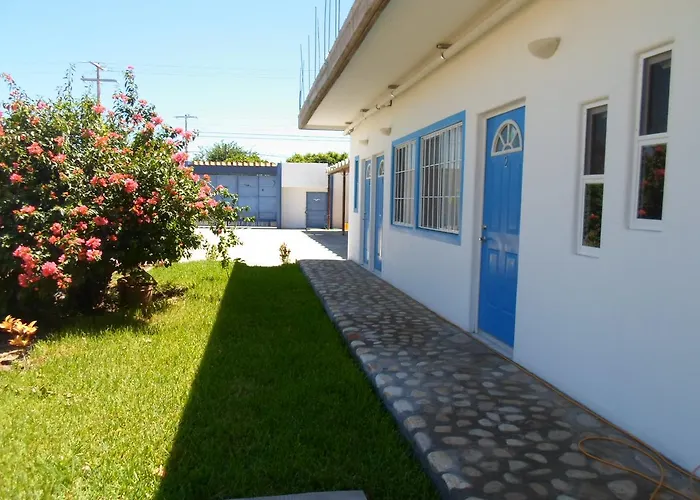 Y Suites Del Paci­fico