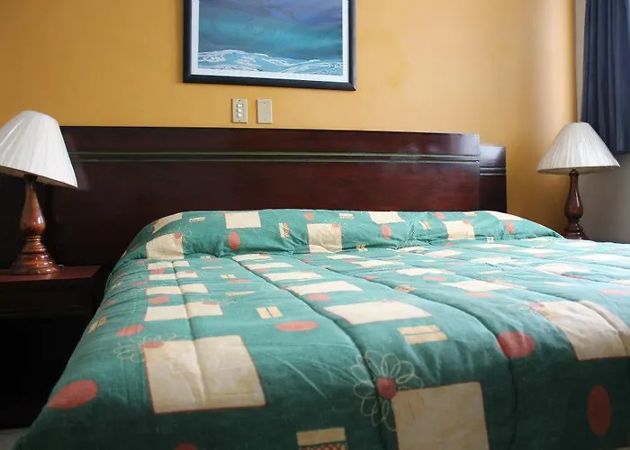 Hotel Dinastia Colima