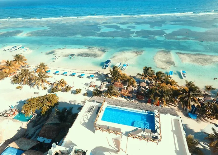 Hotel Blue Reef frente al mar